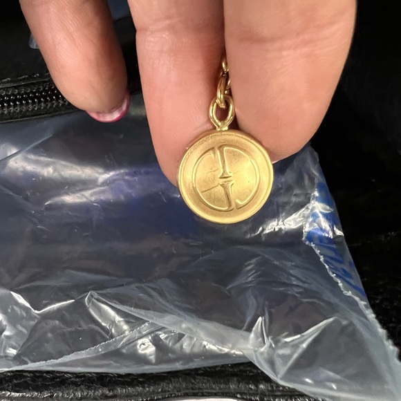 🌟 Authentic Vintage Gucci Diana Bag – Excellent Preowned Condition! 🌟 - Picture 10 of 15